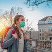 Prof. Simon: dzieci muszą wrócić do szkół, a rodzice powinni się martwić