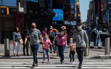 Zaszczepieni nowojorczycy zdejmą maski. Wraca maraton
