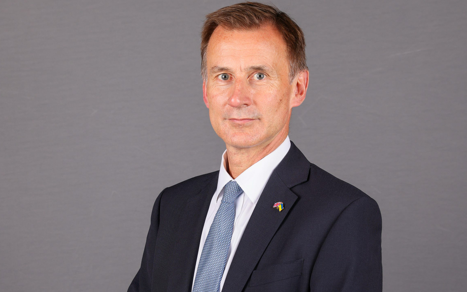 Plan cięć podatków kanclerz skarbu Jeremy Hunt przedstawi w środę.