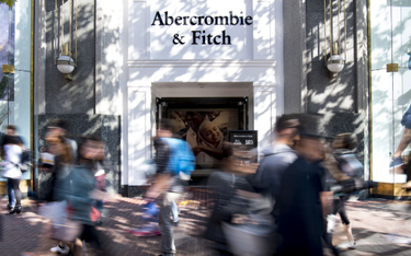 Abercrombie&Fitch zawiesił dodatkowe płatności emerytalne na rzecz byłego prezesa