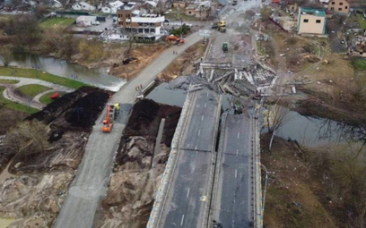 Ukraina już odbudowuje mosty i drogi, potrzebne miliardy euro