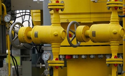 Gazprom wstrzymał dostawy błękitnego paliwa do PGNiG