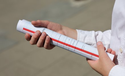 Czy papierowe świadectwa na zakończenie każdej klasy są rzeczywiście potrzebne?