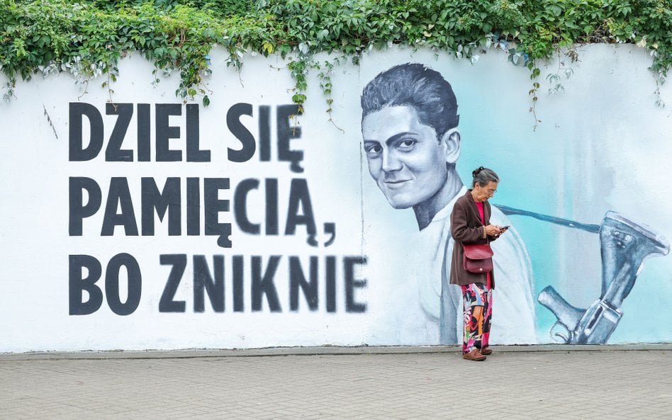 Mural upamiętniający 81. rocznicę wybuchu Powstania Warszawskiego