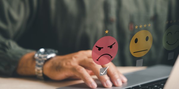 Dozwolona krytyka czy naruszenie pracowniczych obowiązków