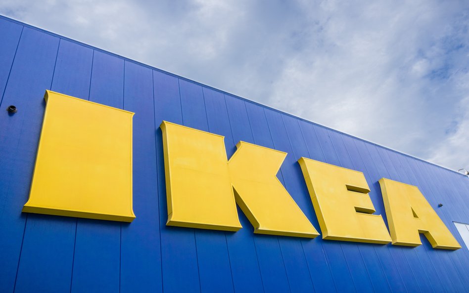 IKEA dała klientom nocleg w czasie śnieżycy. Spali w łóżkach z wystawy