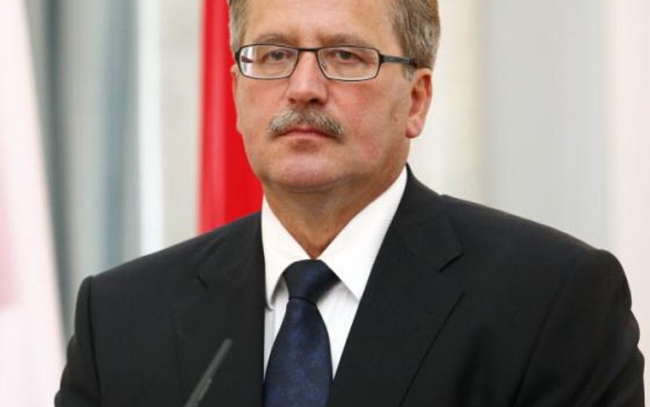 Polacy chcą weta w sprawie OFE