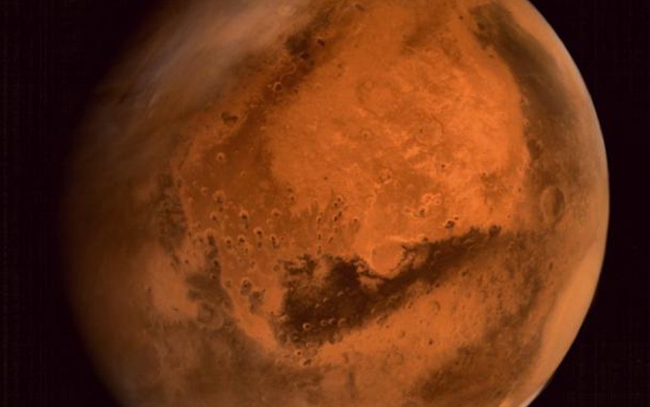 W dokumencie NASA mowa o stałej obecności w kosmosie