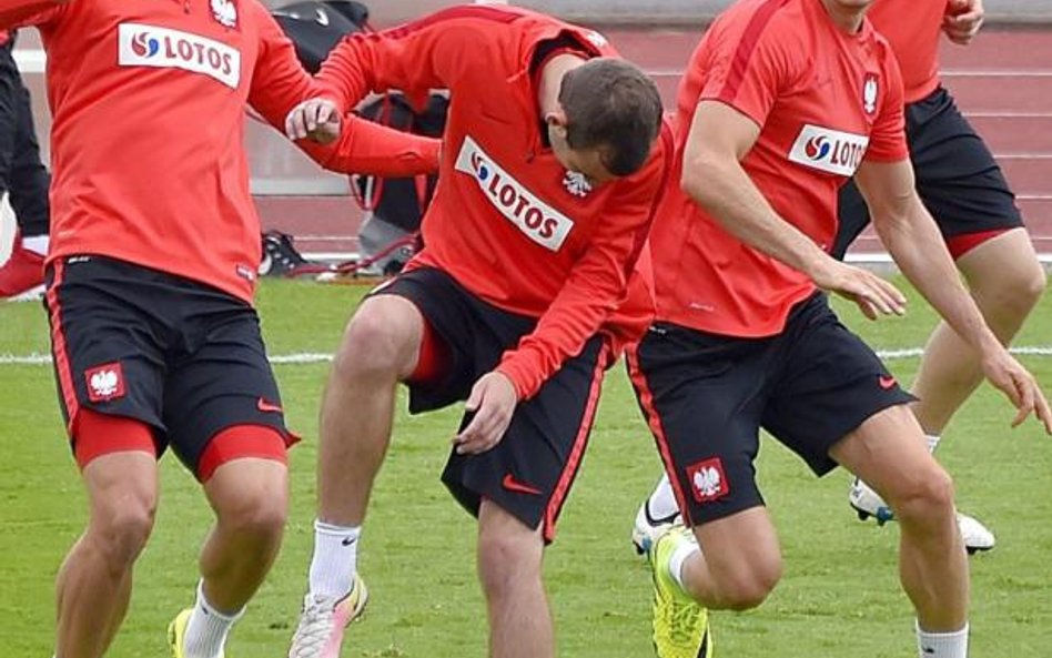 Arkadiusz Milik, Artur Jędrzejczyk i Robert Lewandowski na treningu w La Baule