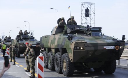 Kołowy Transporter Opancerzony Rosomak z wieżą Hitfist 30 z 17. Brygady Zmechanizowanej 11. Dywizji 