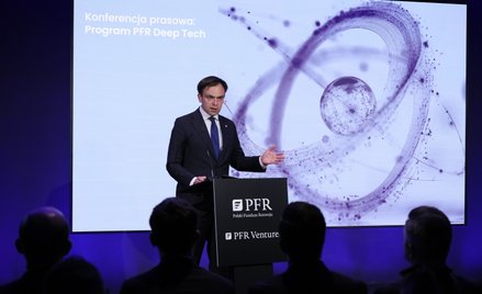 Minister finansów Andrzej Domański podczas konferencji prasowej tow. prezentacji nowego programu dla