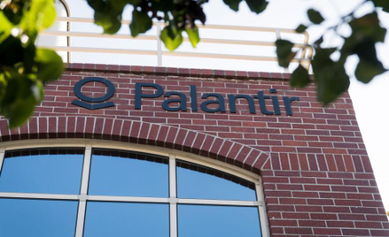 Palantir wybiera się na giełdę