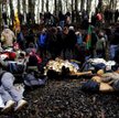 W Niemczech trwa prawdziwa bitwa o szyny z udziałem 16 tys. policjantów i dwakroć większej armii dem