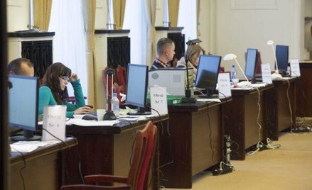 Wyborcze przygotowania w lesie