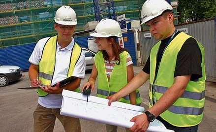 Skanska, która co roku przyjmuje ok. 50 praktykantów, sama kształci własne kadry menedżerskie