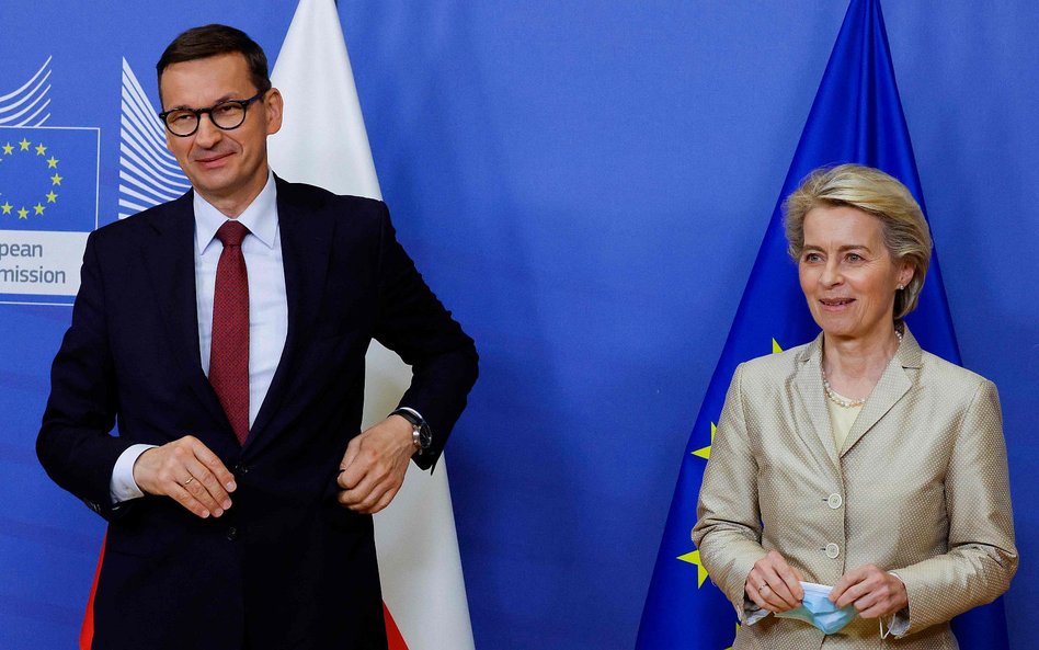 13 lipca Mateusz Morawiecki i Ursula von der Leyen spotkali się w Brukseli, by ustalić możliwie bezk