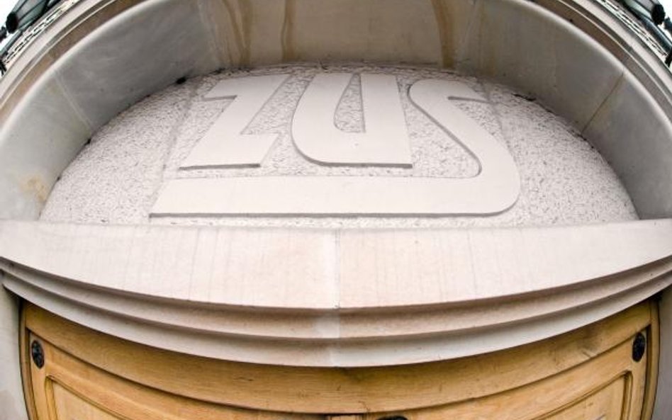 Po pieniądze najpierw do ZUS, potem do szefa