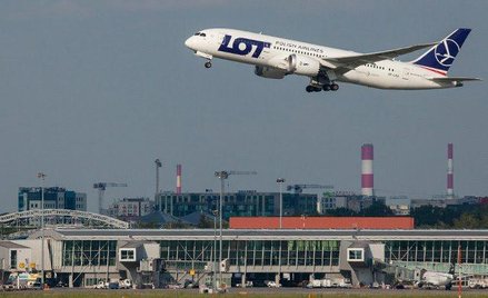 LOT rośnie m.in. dlatego, że ma jedną z najmłodszych flot wśród europejskich linii lotniczych, a pas