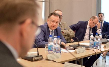 Adam Struzik reprezentuje jednego ze współwłaścicieli lotniska w Modlinie, samorząd wojewódzki