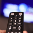 Nielsen, firma badająca zachowania konsumentów mediów elektronicznych, w tym przede wszystkim telewi