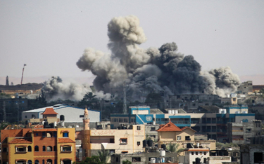 Izrael zwiększył intensywność nalotów na Rafah