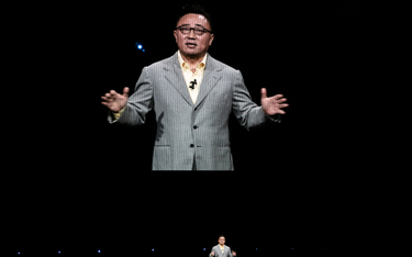 DJ Koh, szef mobilnej części Samsung Electronics przemawia podczas sierpniowej premiery Galaxy Note 