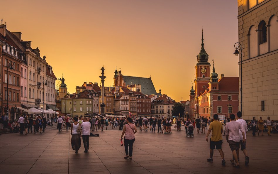 PKB Polski urósł w czwartym kwartale ub. r. mocniej niż wcześniej podawał GUS