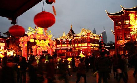 W ostatni piątek indeks Shanghai Composite był o 10 proc. niżej od sierpniowego szczytu