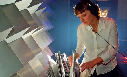 Barbara Preisinger to założycielka „~scape” i didżejka