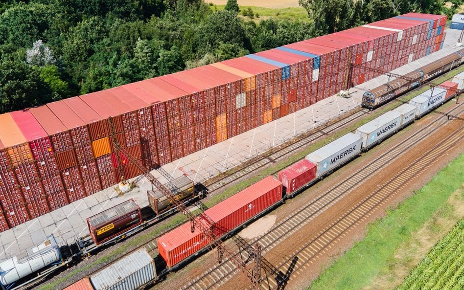 W I kwartale tego roku masa towarów w przewozach intermodalnych wyniosła w Polsce 6,63 mln ton. To o