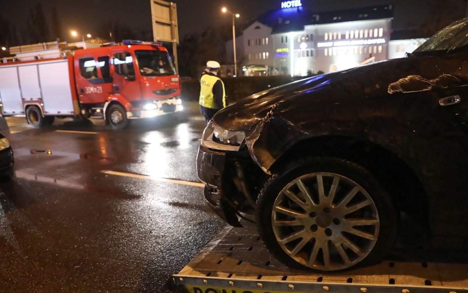 Konfiskata aut pijanych kierowców już pewna. Co ze służbowymi samochodami?