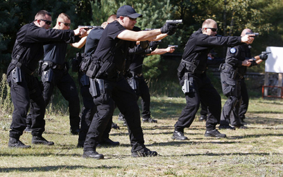 Policjanci przejdą ćwiczenia z obsługi granatników