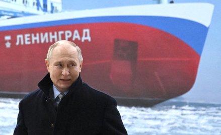 Prezydent Rosji Władimir Putin na uroczystości położenia stępki pod budowę atomowego lodołamacza "Le