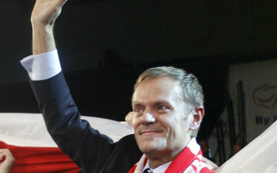 Donald Tusk - mąż stanu czy Nikoś Dyzma w wersji high-tech?