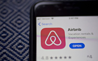 Airbnb zwalnia pracowników