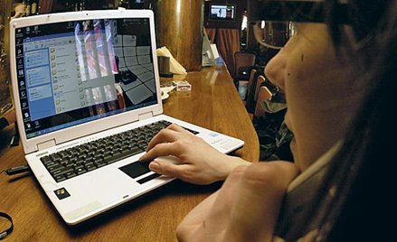Program studiów online często niczym się nie różni od tego, który przygotowano na studiach stacjonar