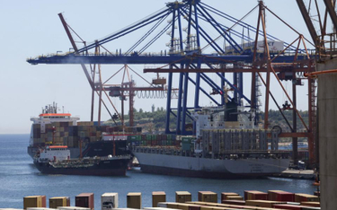 Chiska firma COSCO kupiła port w Pireusie