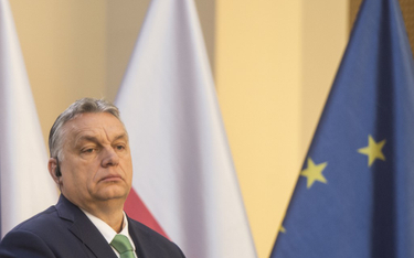 Orban z większą władzą na Węgrzech. "Krytykę sponsoruje Soros"