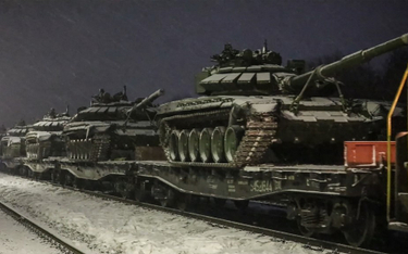 Premier Łotwy: Rosja przerzuca część sił i czołgi na wschód Ukrainy