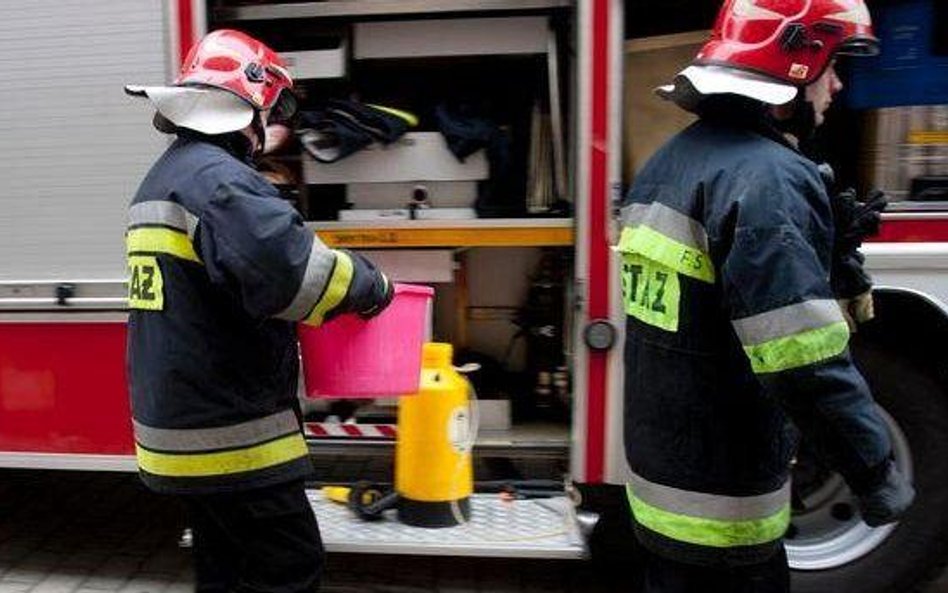 Małopolska: Pożar w sortowni śmieci