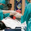 Członkowie Falun Gong od lat organizują inscenizacje, by przekonać opinię publiczną za granicą, że w