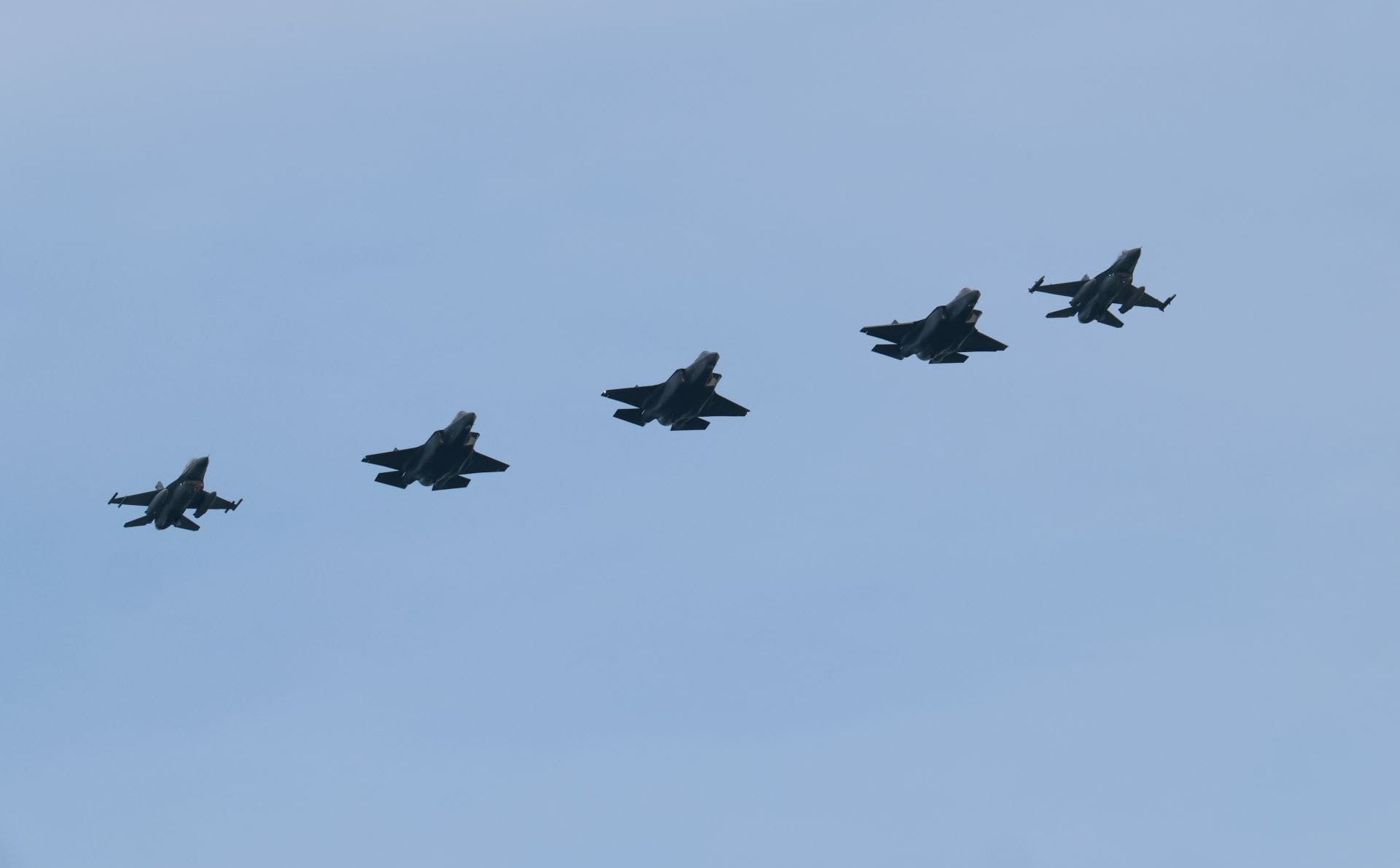 Pierwsze samoloty F-35A wylądowały w Polsce