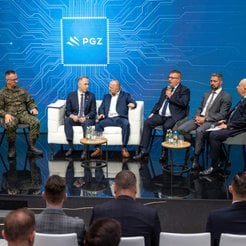 Uczestnicy debaty podczas MSPO Kielce 2026