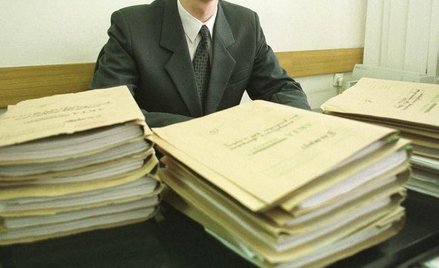 Informacja publiczna: anonimizacja dokumentu to nie wyrywanie całych stron