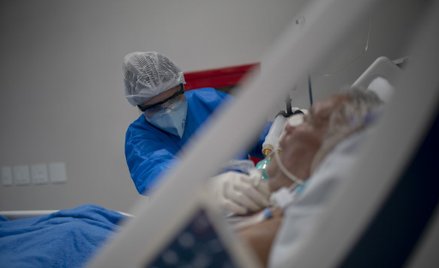 Dobowy rekord zakażeń. 599 potwierdzonych przypadków