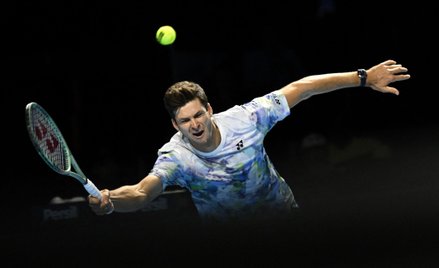 Hubert Hurkacz podczas jednego z meczów w turnieju Swiss Indoors ATP 500 w Bazylei