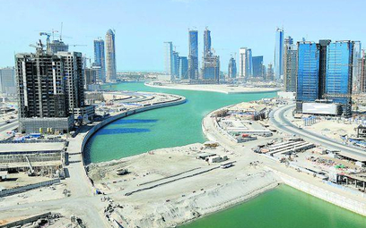 Na realizację gigatycznych inwestycji Dubaj pożyczył na świecie 80 miliardów dolarów.
