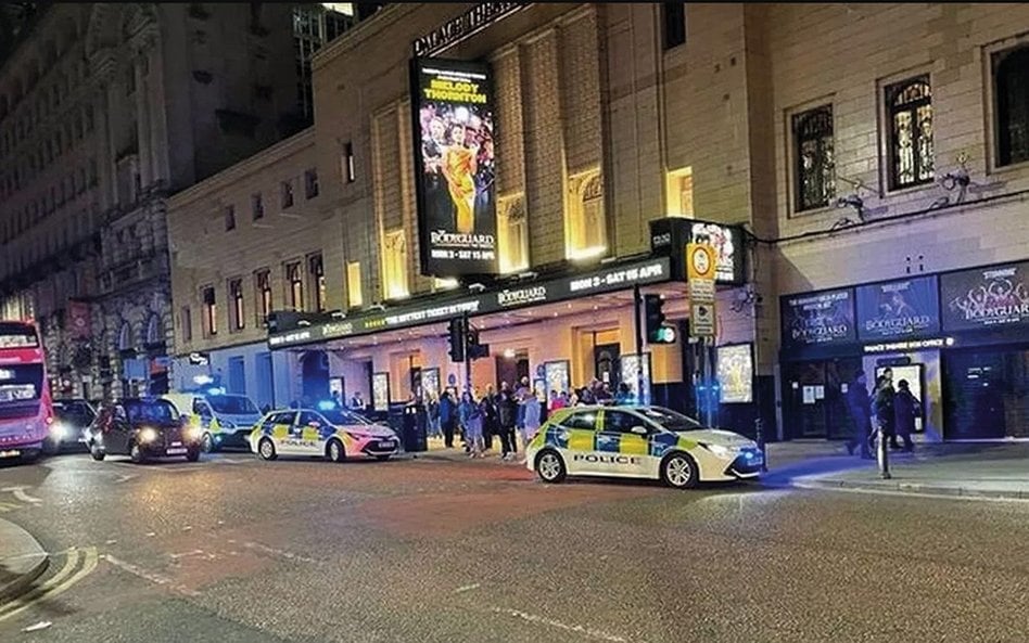 Przedstawienie „Bodyguard” w Manchesterze nie mogło być kontynuowane, ponieważ personel teatru Palac