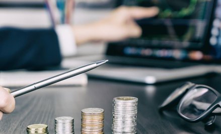 Zarządzający pytają brokerów o cenę analiz