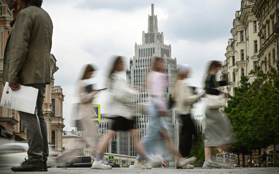 Większość Rosjan najbardziej nurtują rosnące ceny.